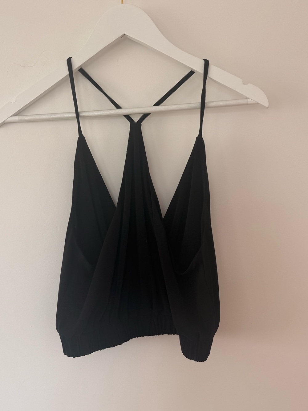 Lover’s and Friends cropped black top- NWT-small - Picture 2 of 2